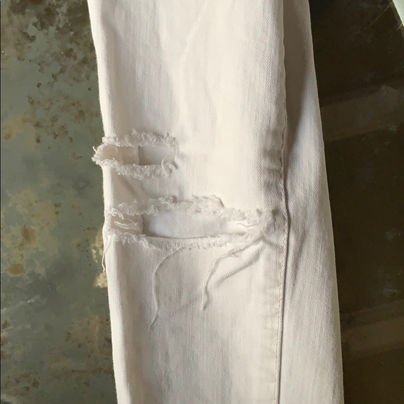 Levi’s white denim jean - Picture 5 of 5